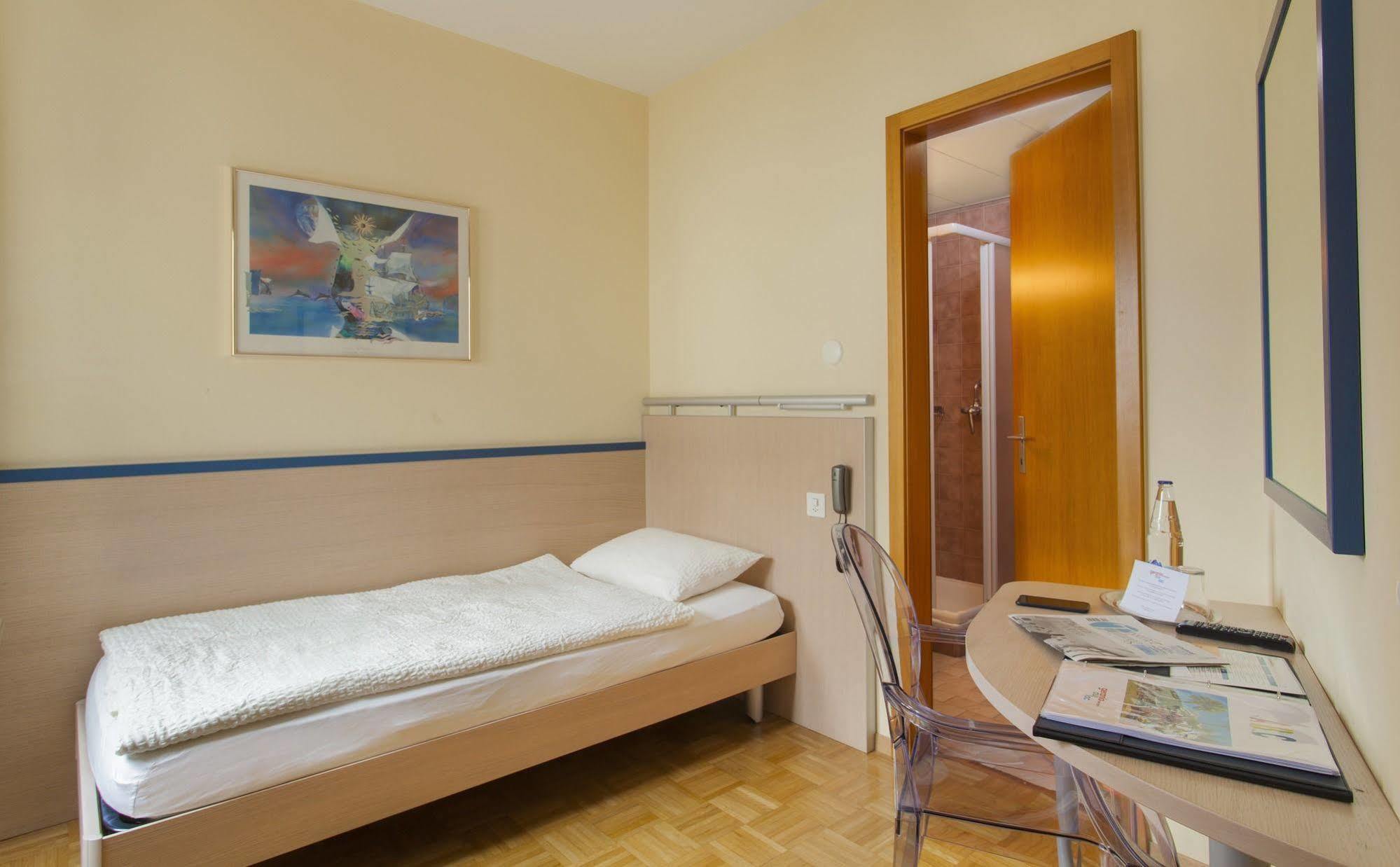 Muralto Hotel Geranio Au Lac מראה חיצוני תמונה