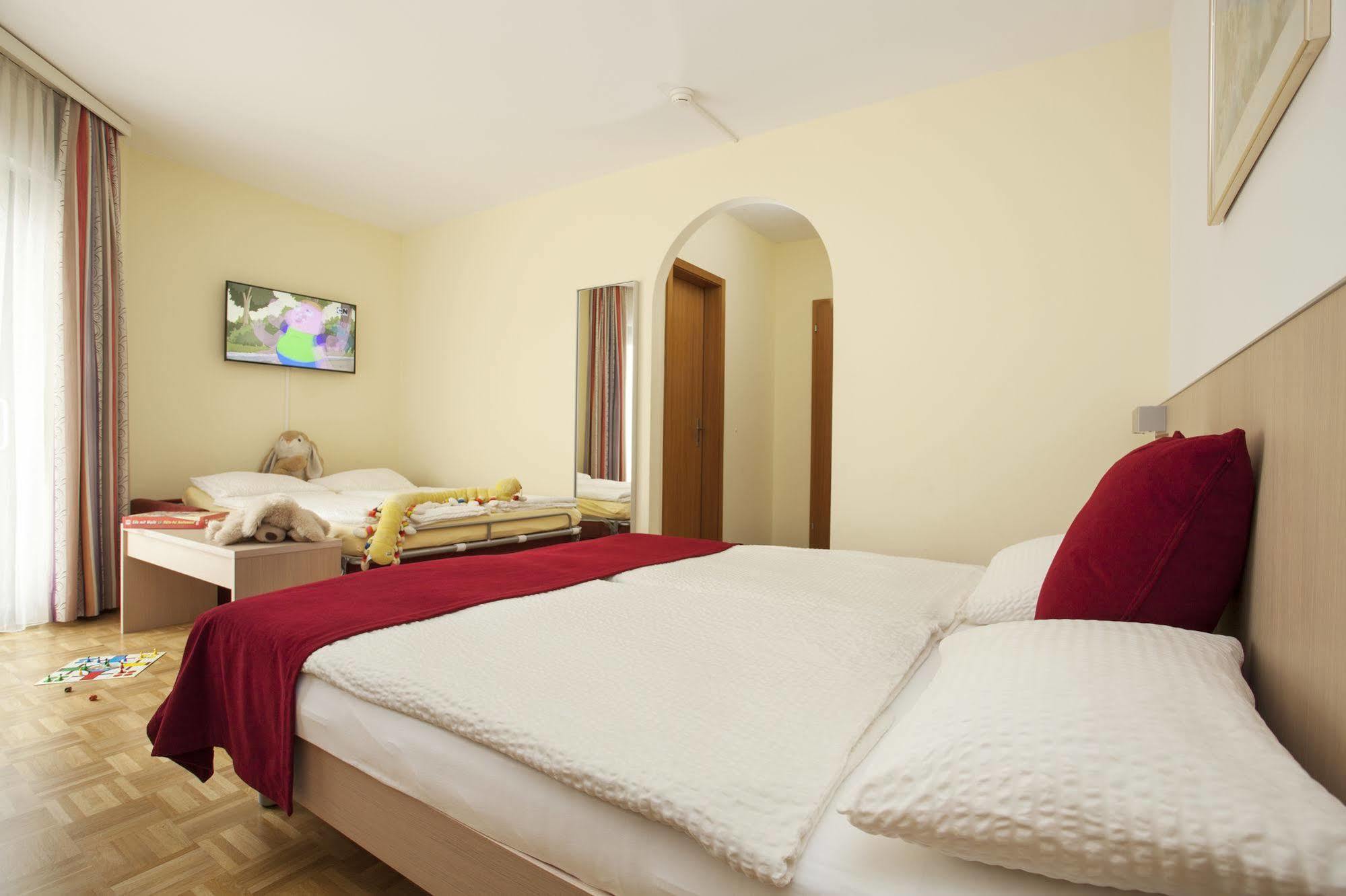 Muralto Hotel Geranio Au Lac מראה חיצוני תמונה